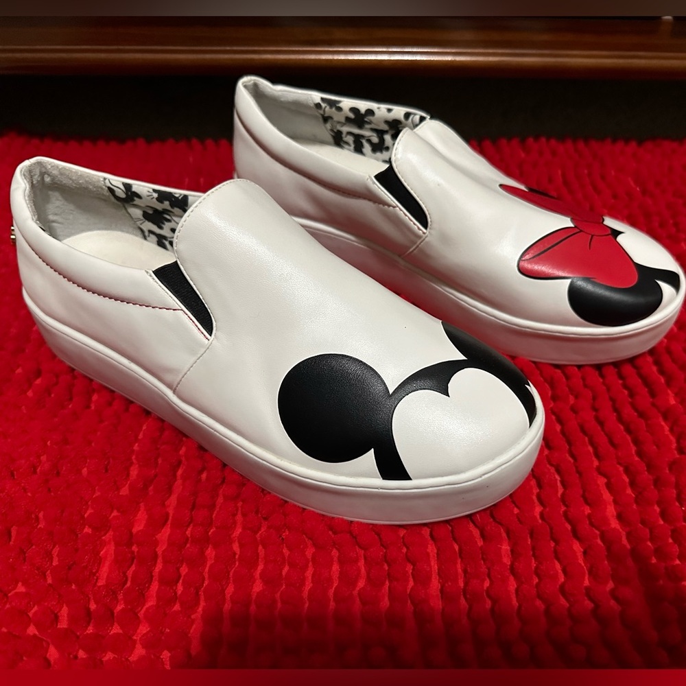 🎉FINAL PRICE🎉AREZZO Brazil X Disney Platform Sneakers